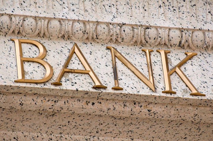 Ötən il ən çox vergi ödəyən banklar-Siyahı