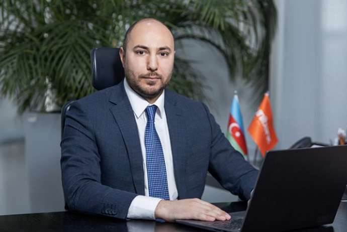 “Unibank”ın sədr müavini vəzifədən ayrılıb